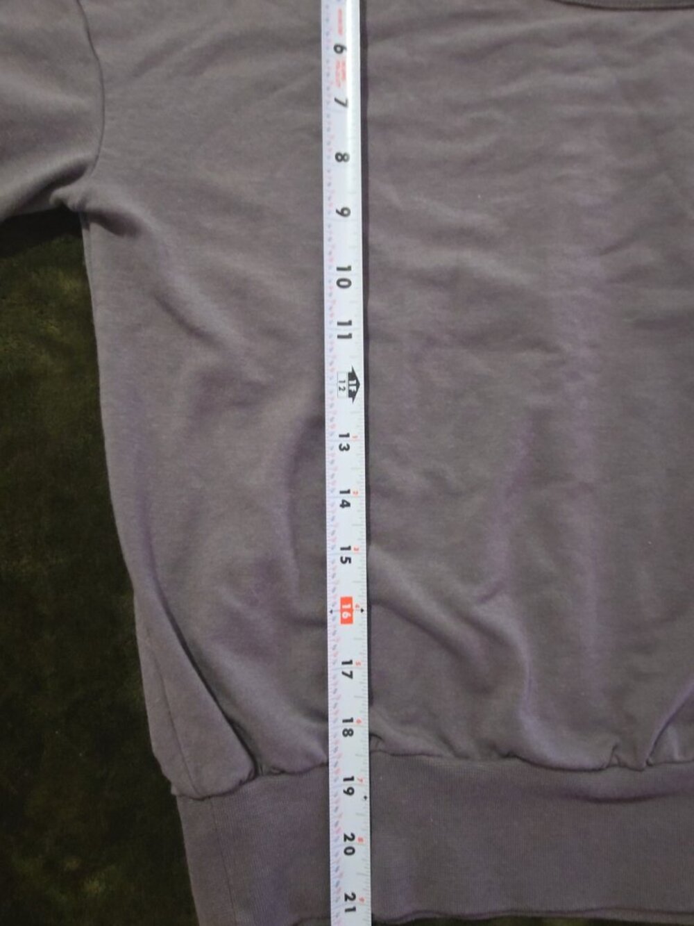 Cuyana French Terry Pleat-Back Sweatshirt Women's M Taupe Grey Boatneck - Picture 5 of 6